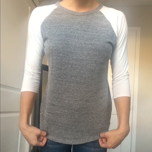 LuLaRoe Tops - LuLaRoe baseball tee